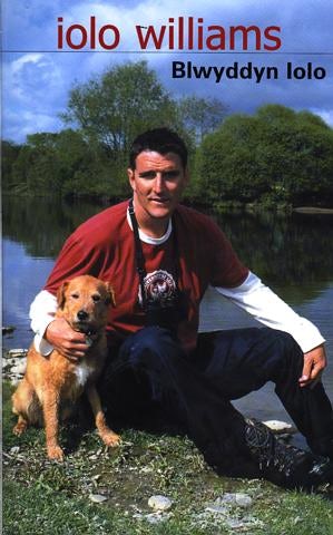 Cover image for Blwyddyn Iolo, isbn: 9780860741992